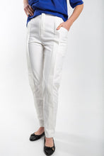 Load image into Gallery viewer, Pants with pockets and pleats/white

